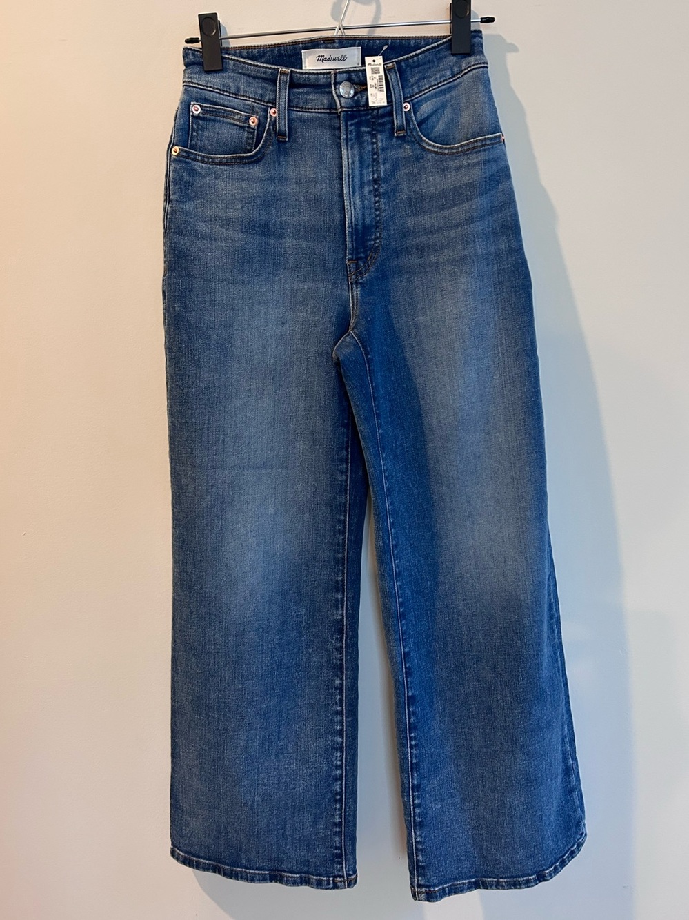 NWT Curvy Wide Leg Crop in Super Stretch Denim Oneida Wash ~ Size 25
